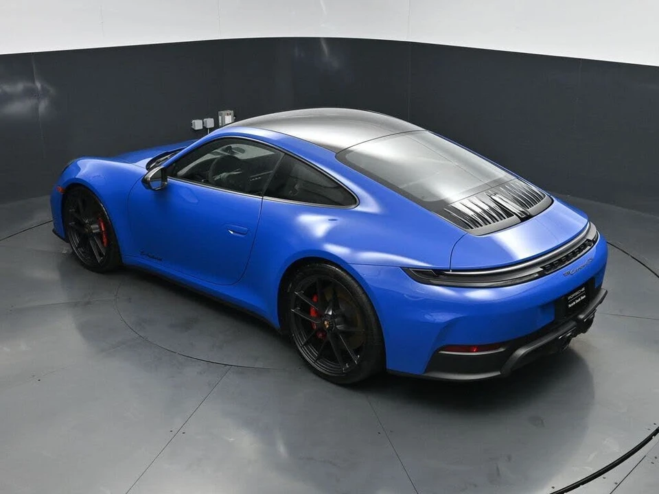 2025 Porsche 992 Carrera GTS - Image 16 of 31