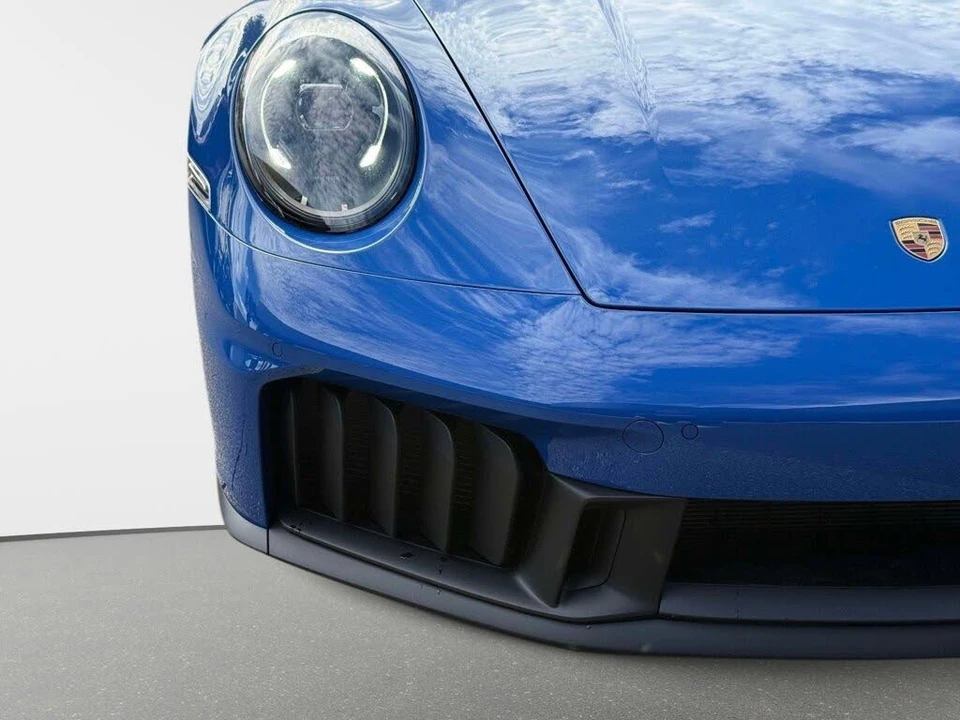 2025 Porsche 992 Carrera GTS - Image 9 of 31