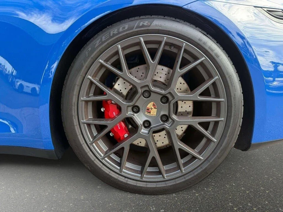 2025 Porsche 992 Carrera GTS - Image 16 of 31