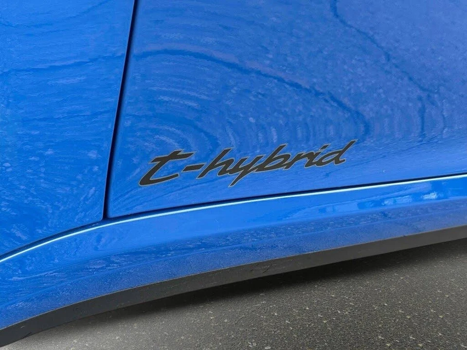 2025 Porsche 992 Carrera GTS - Image 27 of 31