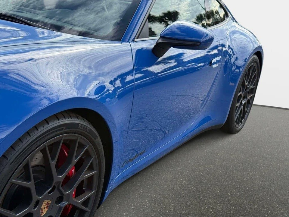 2025 Porsche 992 Carrera GTS - Image 11 of 31