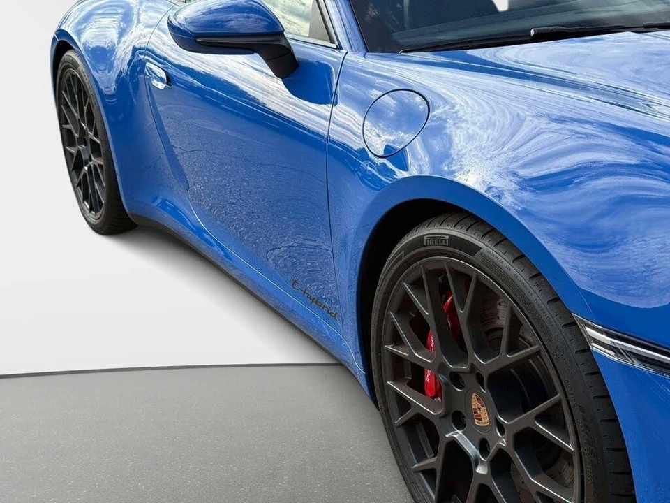 2025 Porsche 992 Carrera GTS - Image 20 of 31