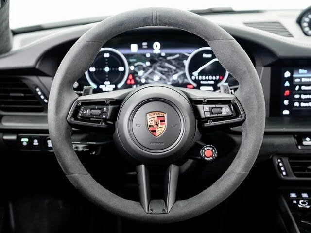 2025 Porsche 992 Carrera GTS - Image 12 of 31