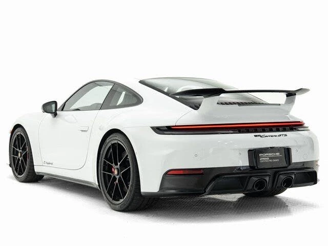 2025 Porsche 992 Carrera GTS - Image 3 of 31