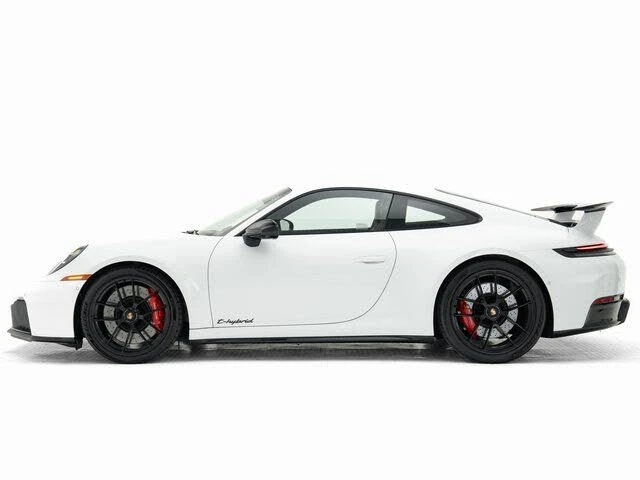 2025 Porsche 992 Carrera GTS - Image 2 of 31