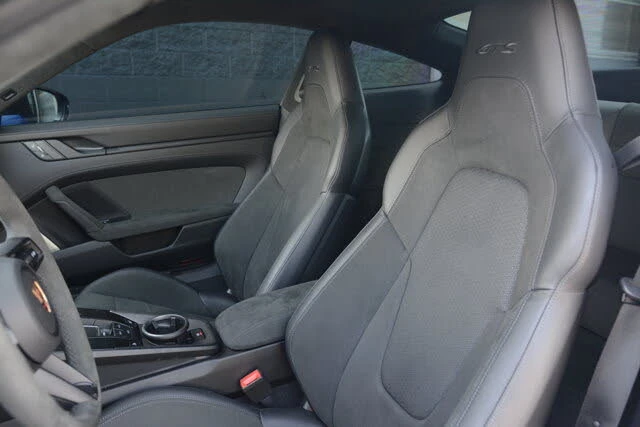 2025 Porsche 992 Carrera GTS - Image 17 of 31