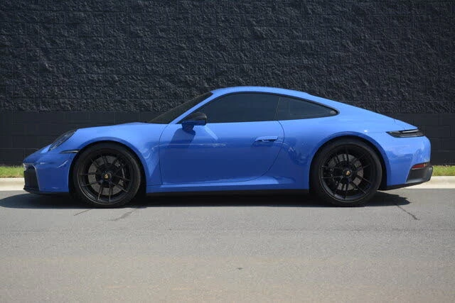 2025 Porsche 992 Carrera GTS - Image 2 of 31