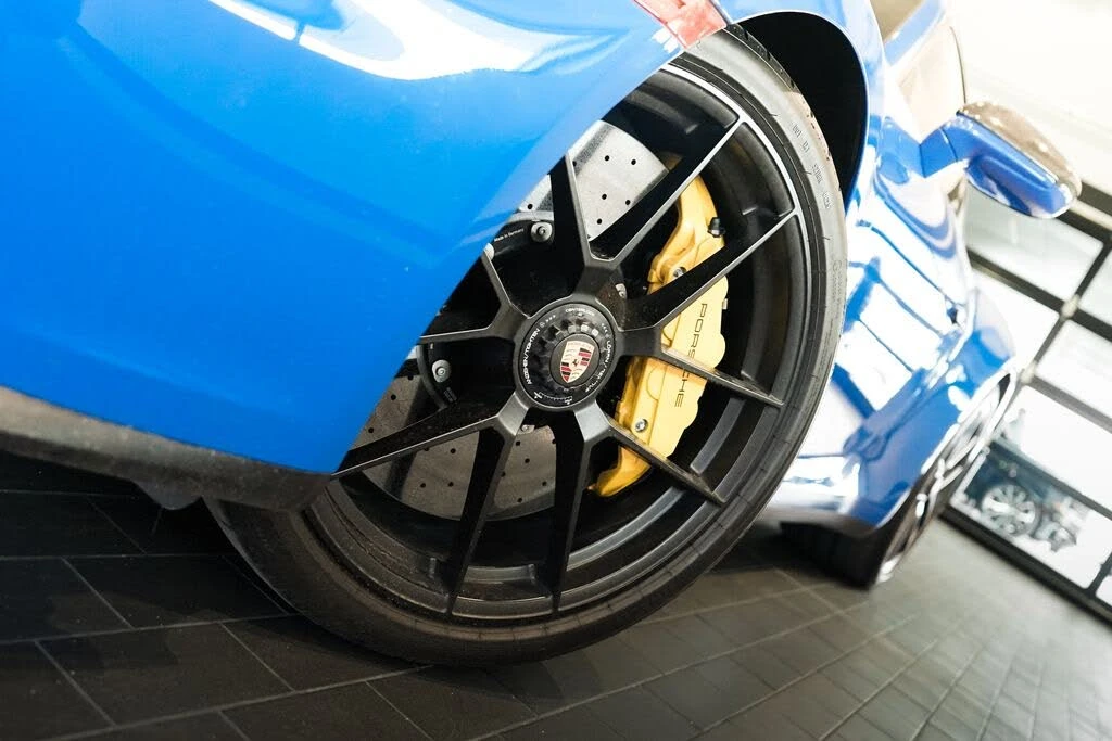 2025 Porsche 992 Carrera GTS - Image 8 of 31