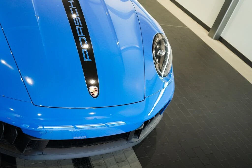 2025 Porsche 992 Carrera GTS - Image 11 of 31