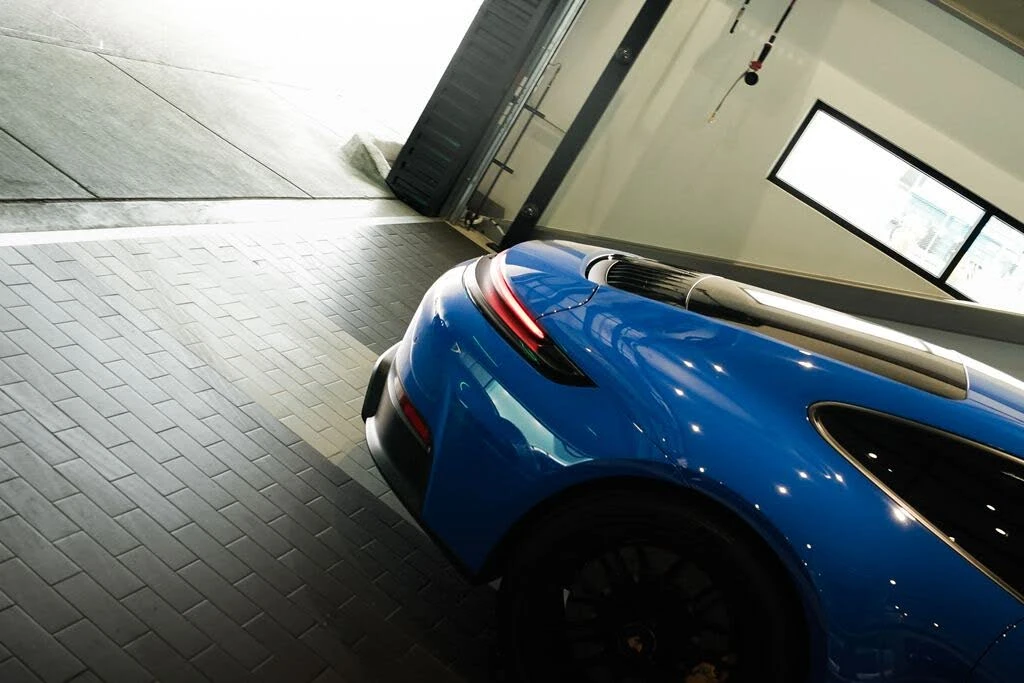 2025 Porsche 992 Carrera GTS - Image 28 of 31