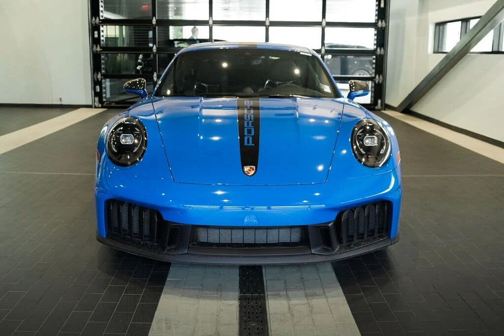 2025 Porsche 992 Carrera GTS - Image 6 of 31