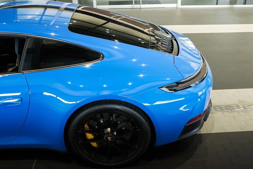 2025 Porsche 992 Carrera GTS - Image 21 of 31