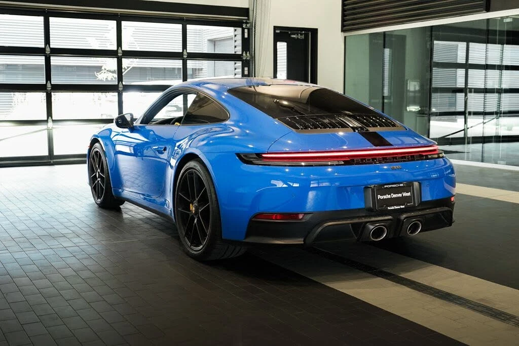 2025 Porsche 992 Carrera GTS - Image 3 of 31