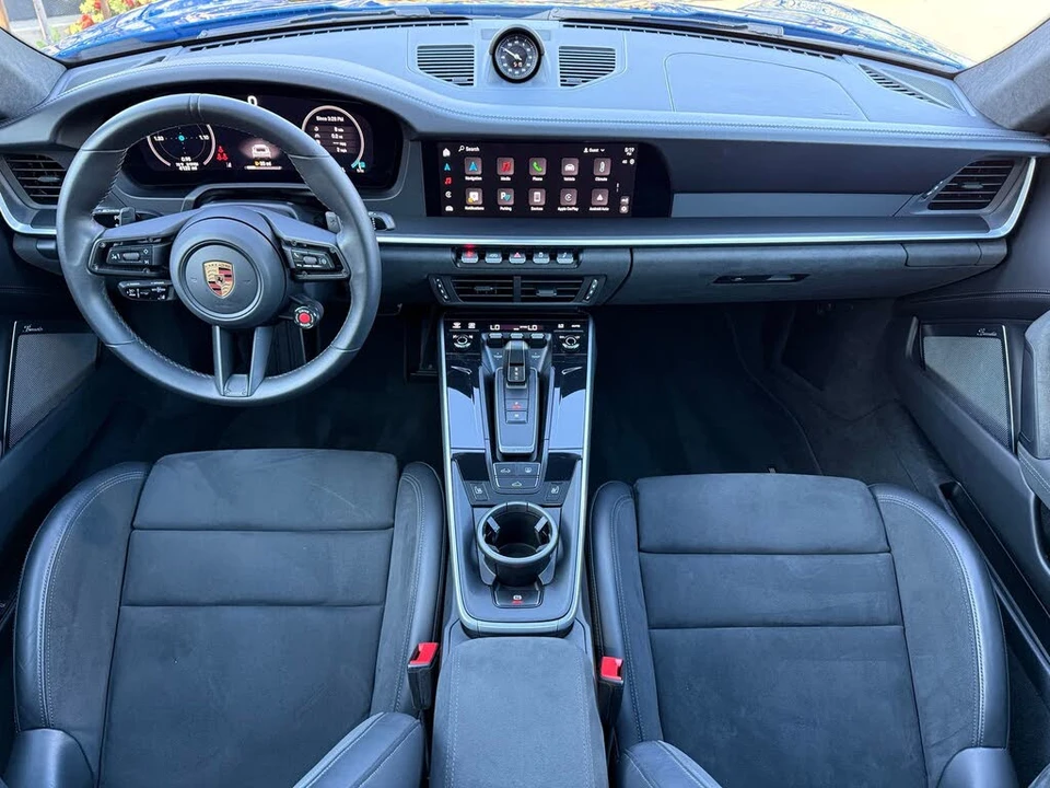 2025 Porsche 992 Carrera GTS - Image 14 of 31