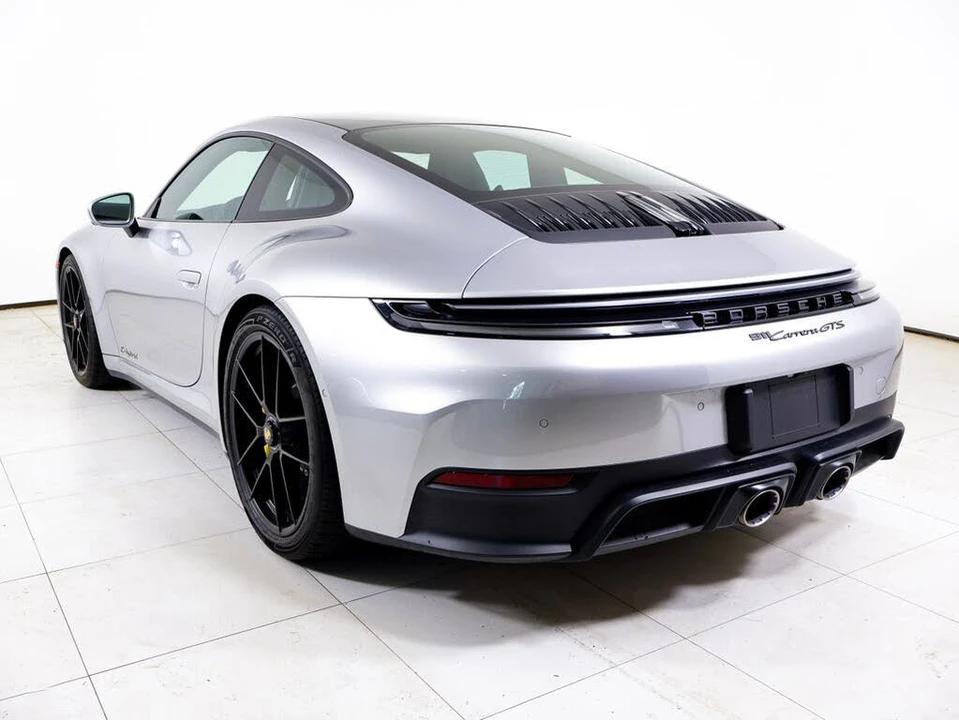 2025 Porsche 992 Carrera GTS - Image 3 of 31