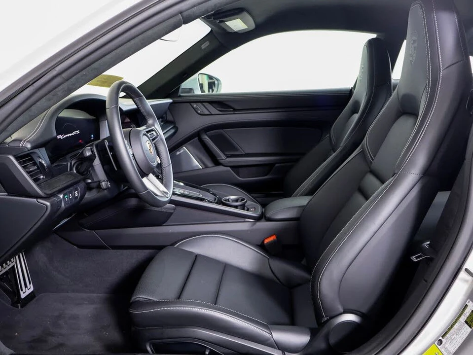 2025 Porsche 992 Carrera GTS - Image 5 of 31