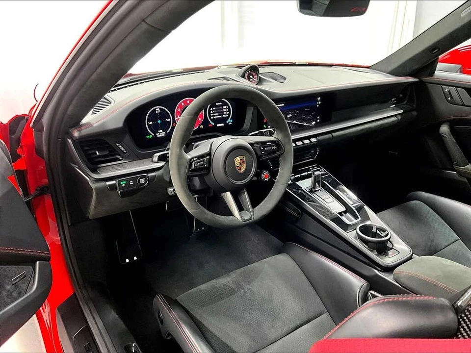 2025 Porsche 992 Carrera GTS - Image 5 of 31