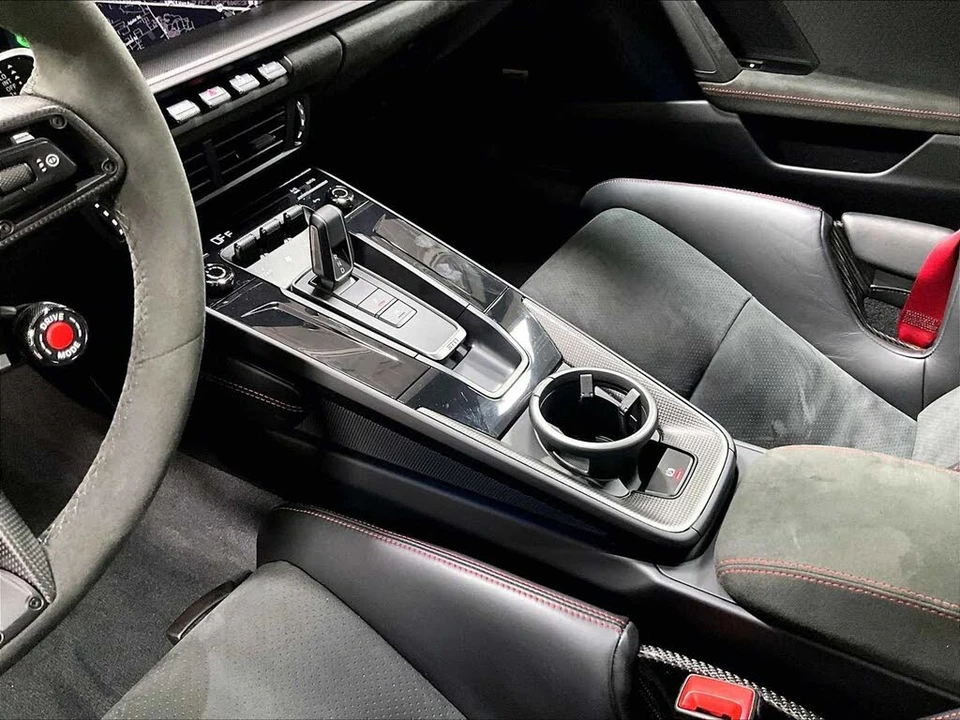 2025 Porsche 992 Carrera GTS - Image 17 of 31