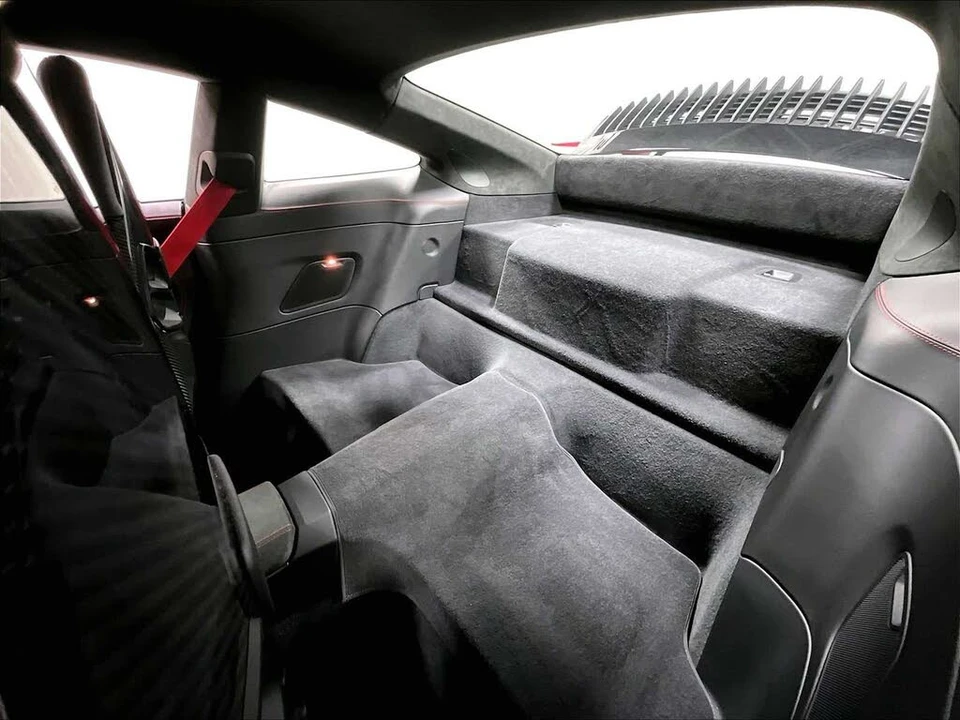 2025 Porsche 992 Carrera GTS - Image 27 of 31
