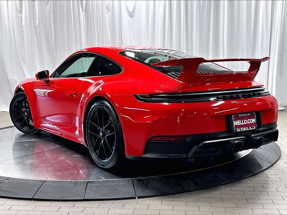2025 Porsche 992 Carrera GTS - Image 3 of 31