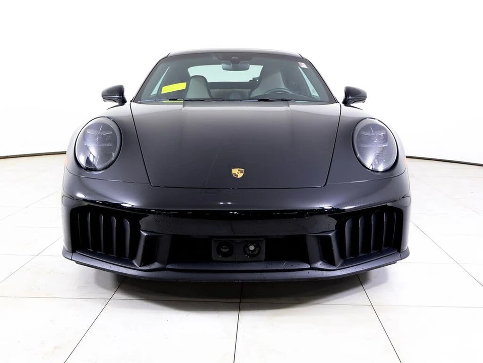 2025 Porsche 992 Carrera GTS - Image 28 of 31