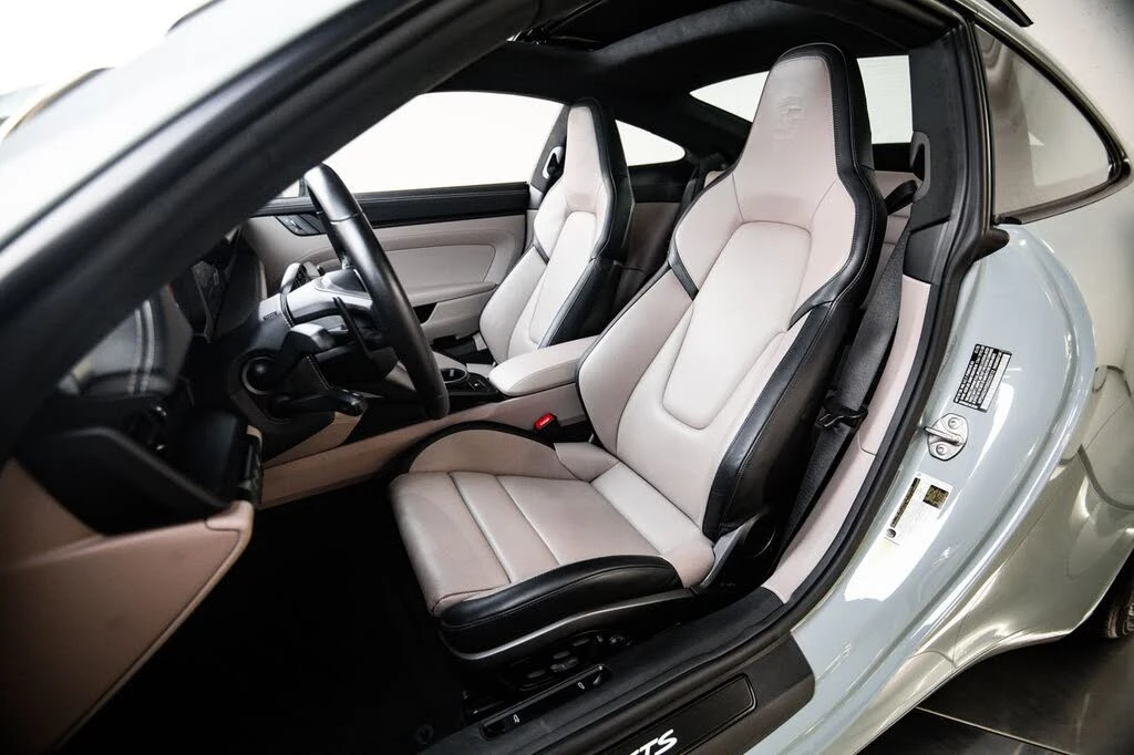 2025 Porsche 992 Carrera GTS - Image 5 of 30