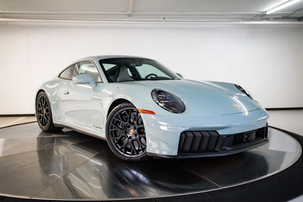 2025 Porsche 992 Carrera GTS - Image 9 of 30