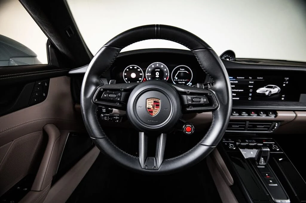2025 Porsche 992 Carrera GTS - Image 26 of 30