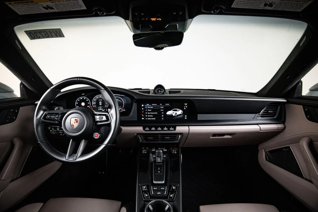2025 Porsche 992 Carrera GTS - Image 25 of 30