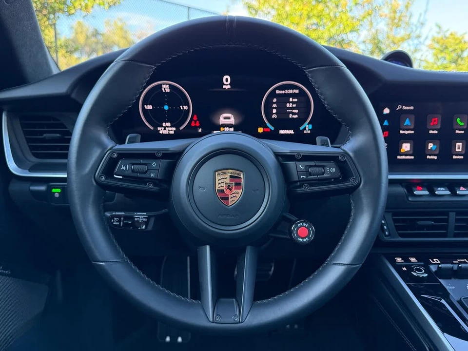 2025 Porsche 992 Carrera GTS - Image 15 of 31