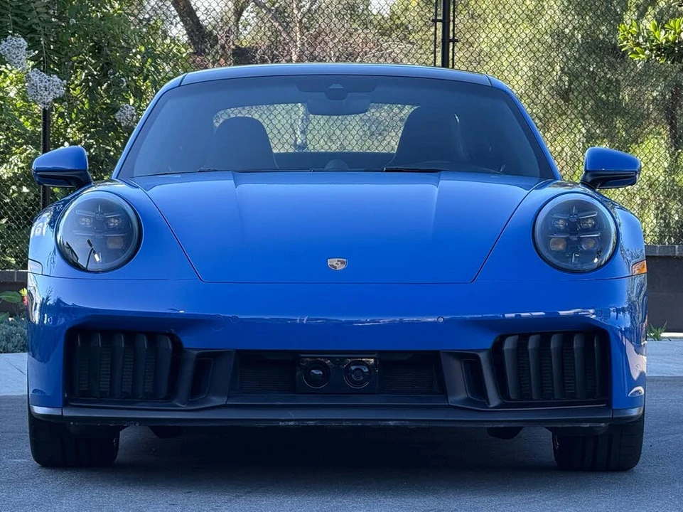 2025 Porsche 992 Carrera GTS - Image 10 of 31