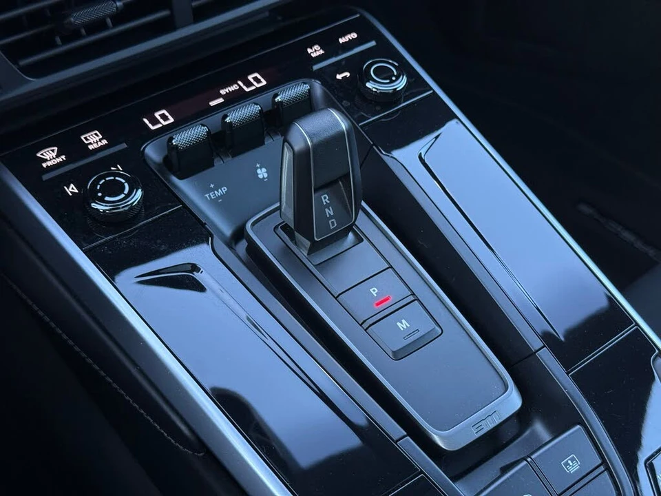 2025 Porsche 992 Carrera GTS - Image 23 of 31