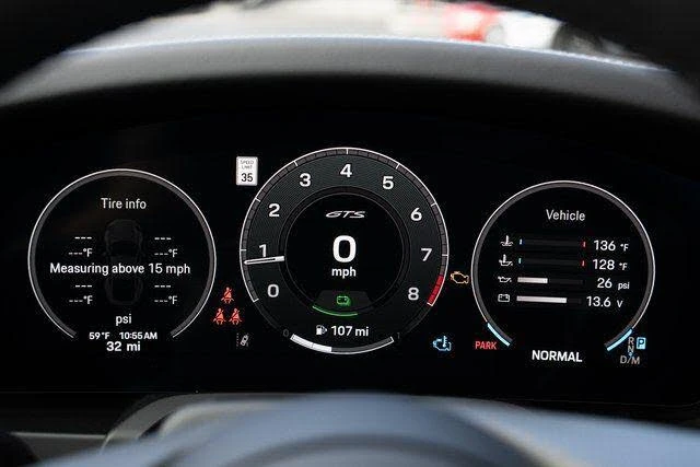 2025 Porsche 992 Carrera GTS - Image 14 of 31