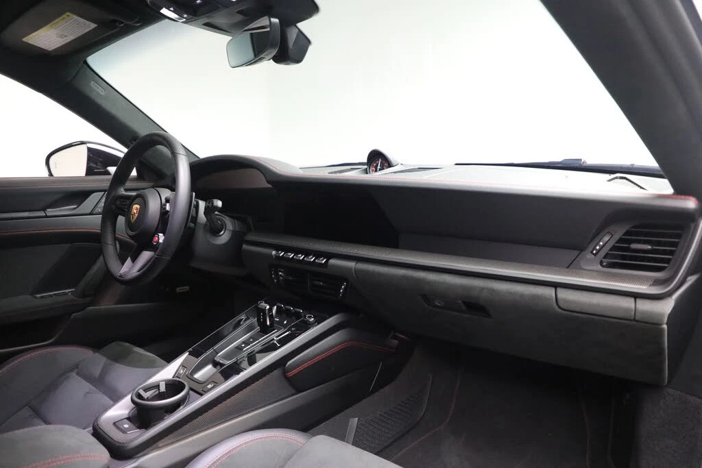 2025 Porsche 992 Carrera GTS - Image 15 of 30