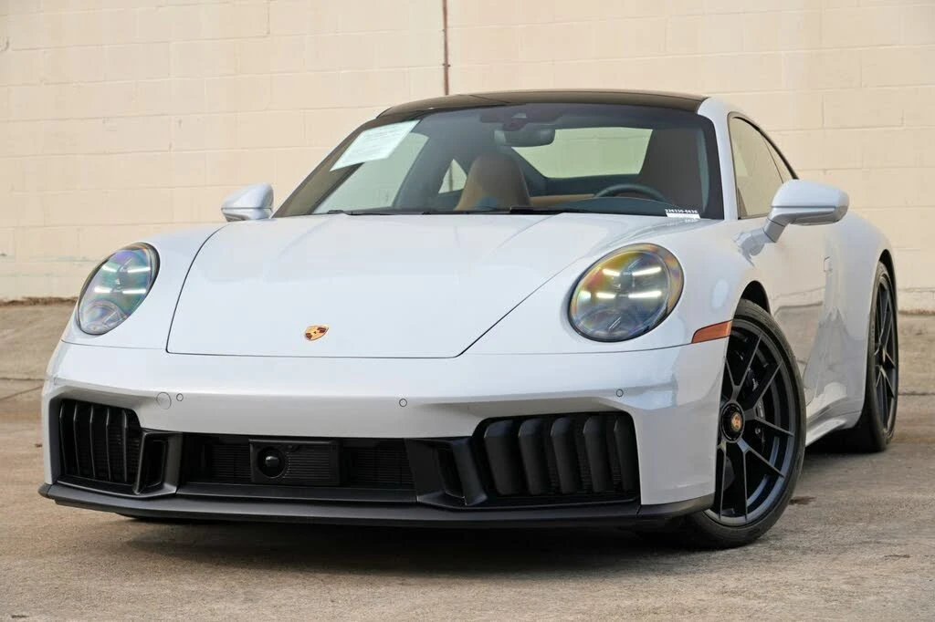 2025 Porsche 992 Carrera GTS - Image 3 of 31