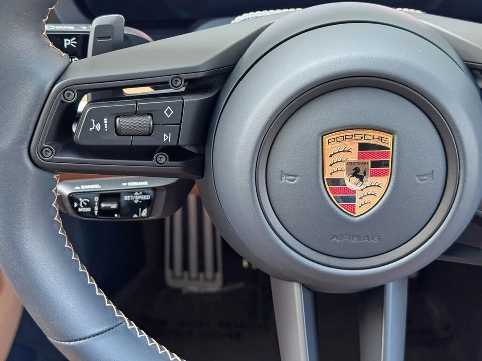 2025 Porsche 992 Carrera GTS - Image 22 of 31