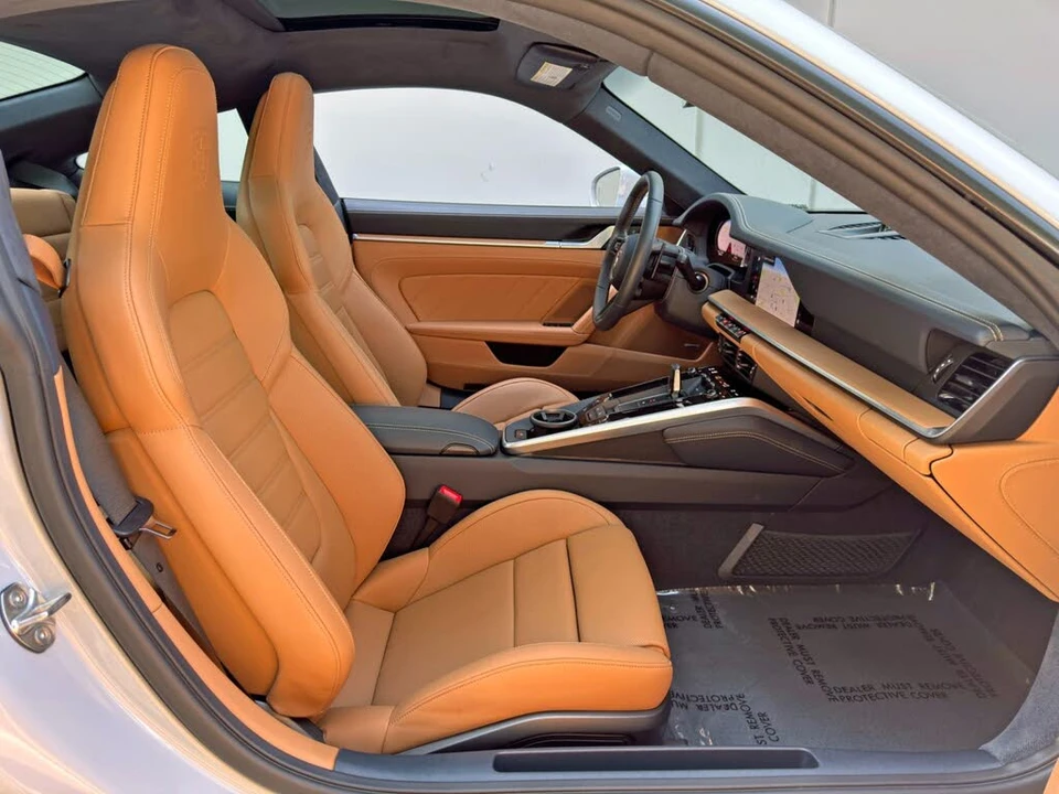 2025 Porsche 992 Carrera GTS - Image 16 of 31