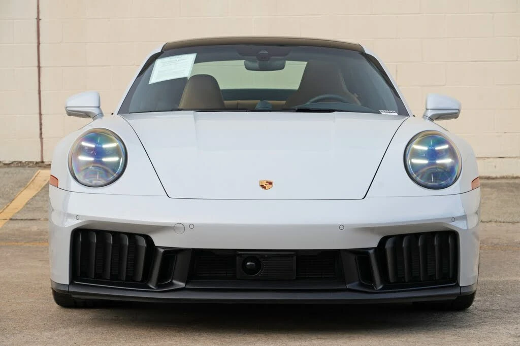 2025 Porsche 992 Carrera GTS - Image 7 of 31