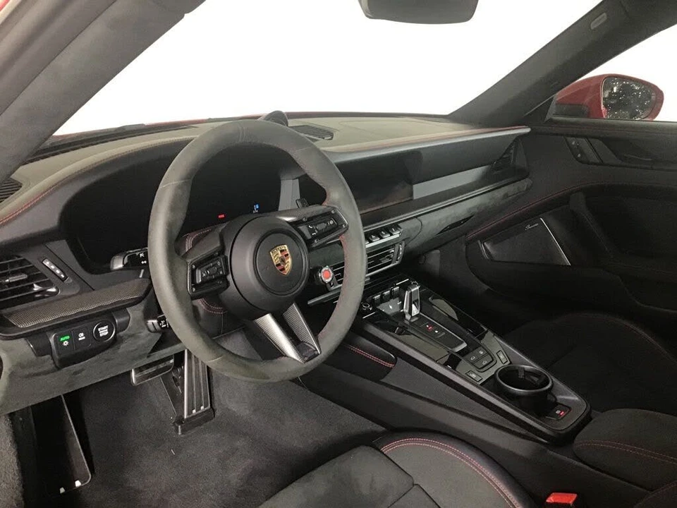 2025 Porsche 992 Carrera GTS - Image 4 of 7