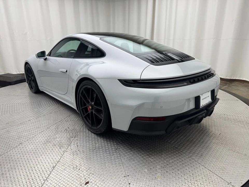 2025 Porsche 992 Carrera GTS - Image 3 of 31