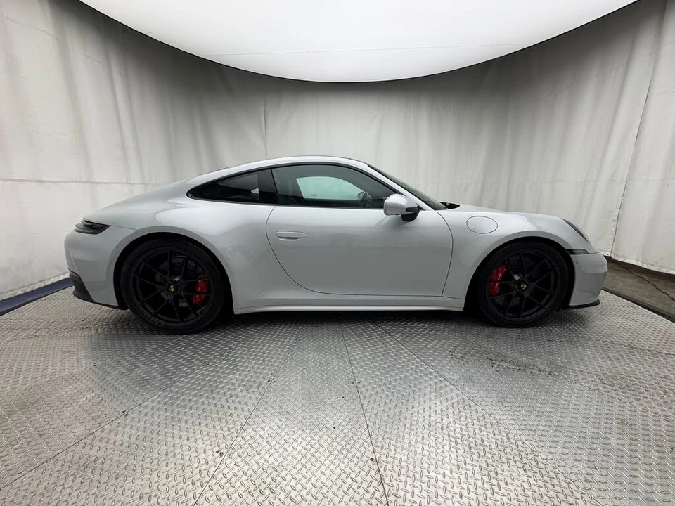 2025 Porsche 992 Carrera GTS - Image 15 of 31