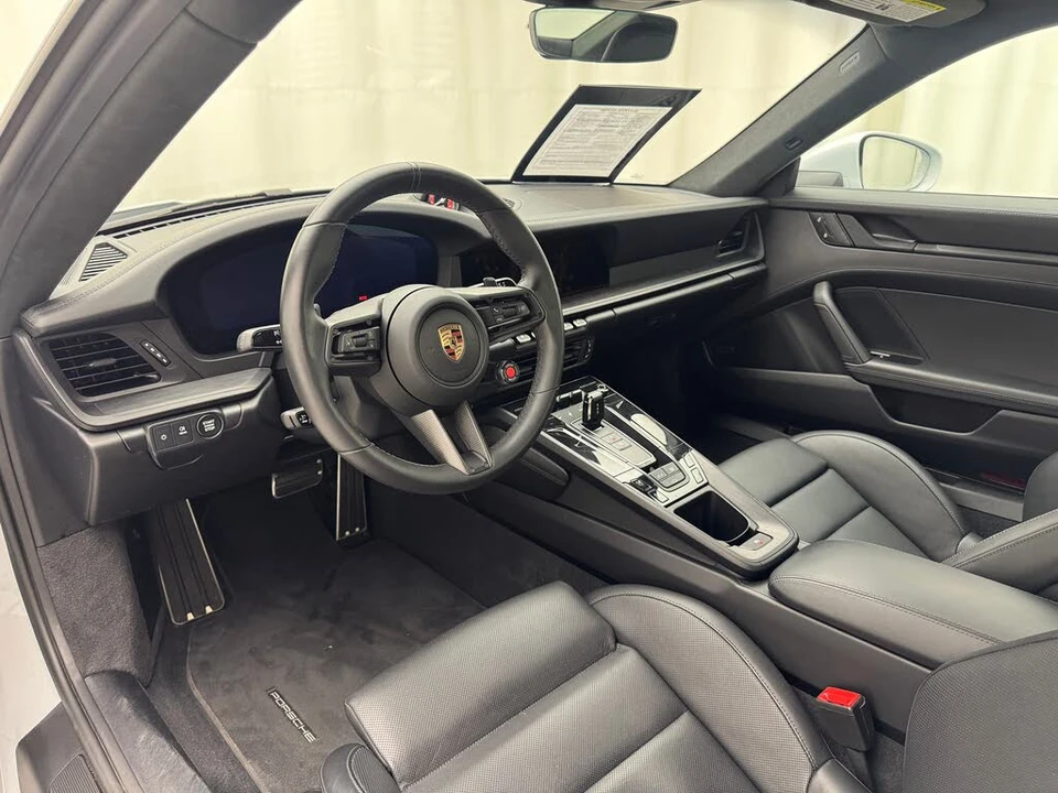 2025 Porsche 992 Carrera GTS - Image 4 of 31