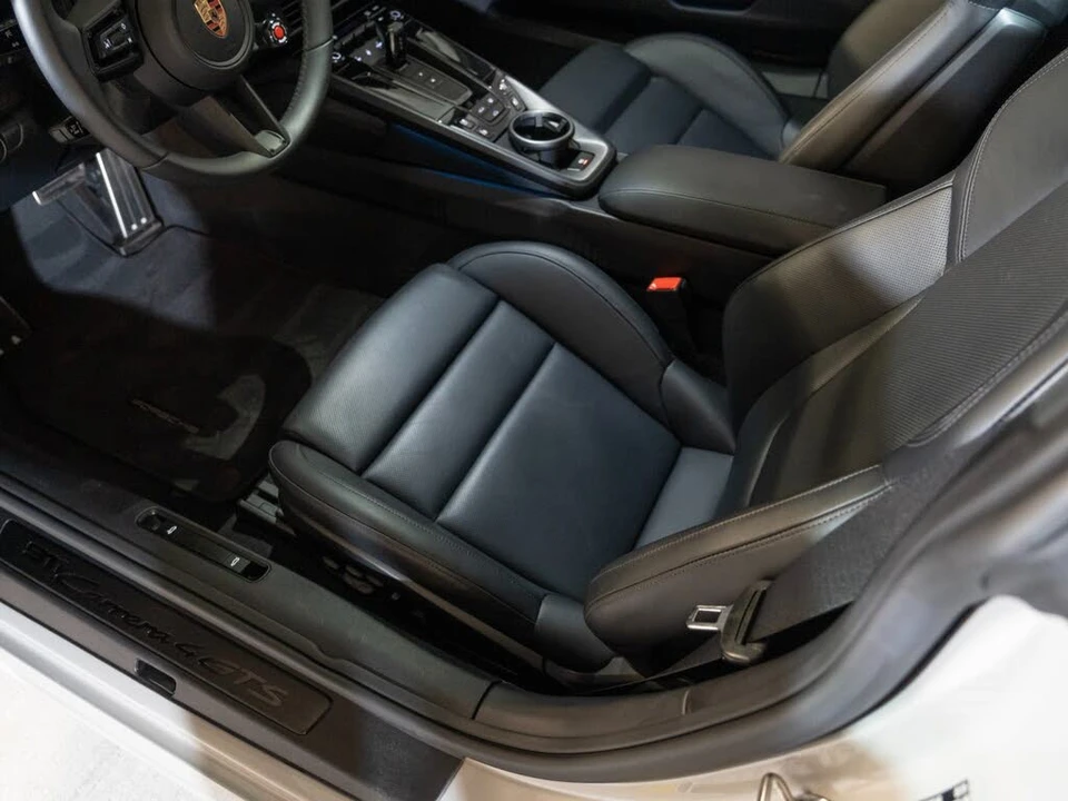 2025 Porsche 992 Carrera GTS - Image 14 of 25