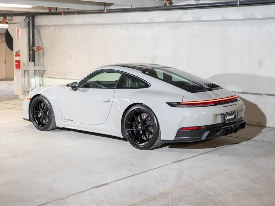 2025 Porsche 992 Carrera GTS - Image 3 of 25