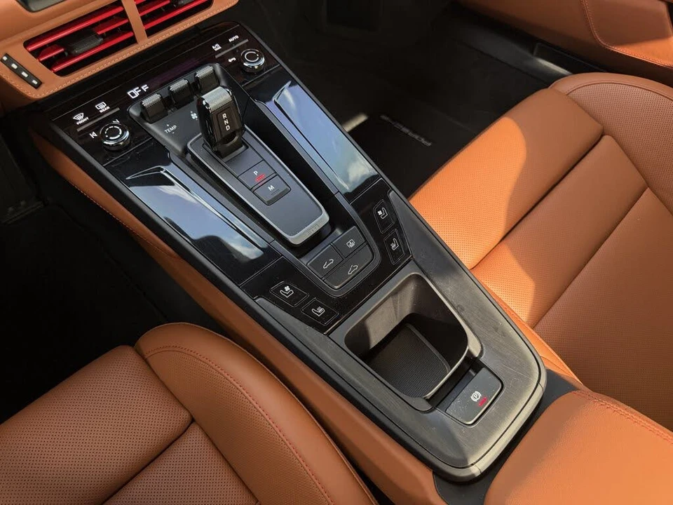 2025 Porsche 992 Carrera GTS - Image 26 of 29