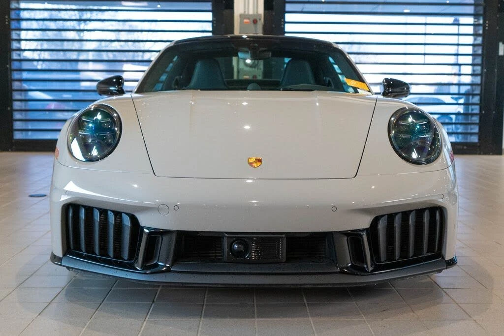 2025 Porsche 992 Carrera GTS - Image 6 of 7