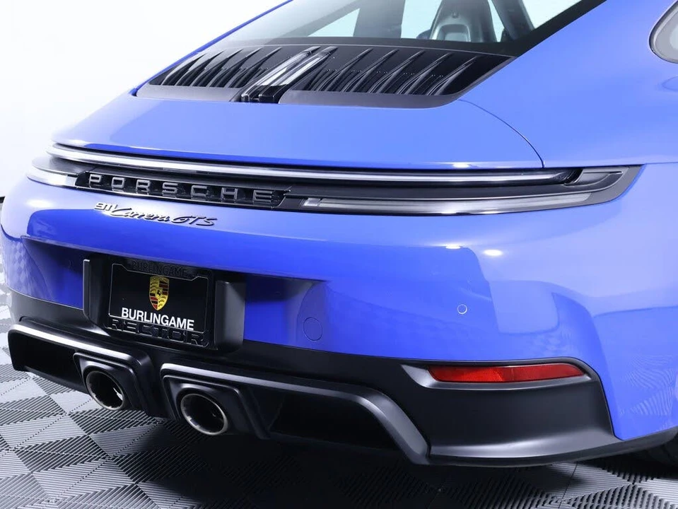 2025 Porsche 992 Carrera GTS - Image 11 of 26