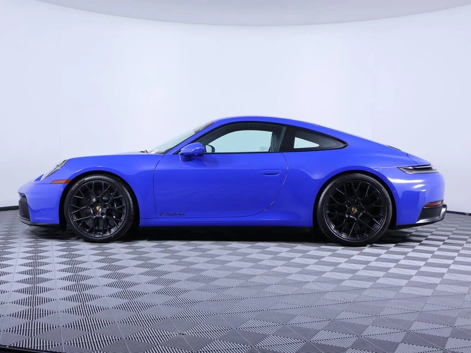 2025 Porsche 992 Carrera GTS - Image 2 of 26