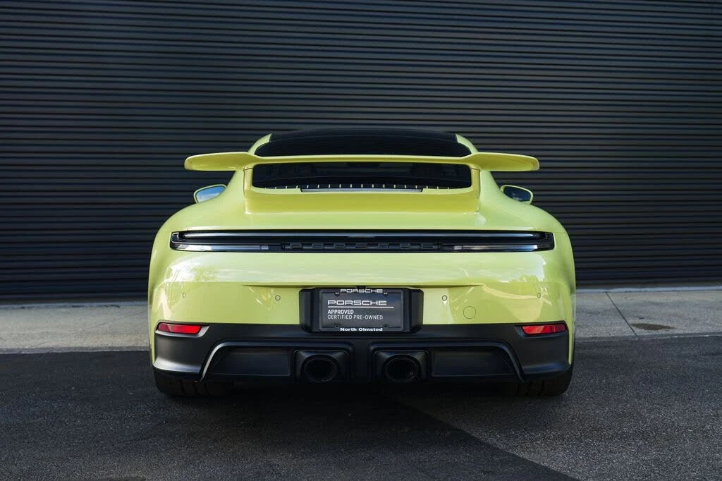 2025 Porsche 992 Carrera GTS - Image 15 of 31