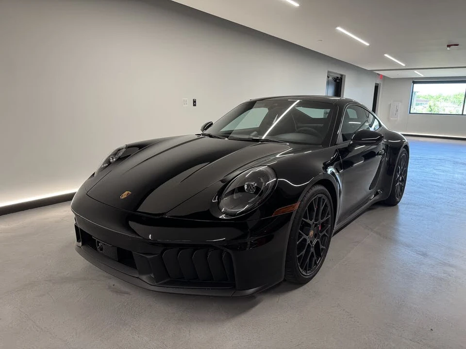 2025 Porsche 992 Carrera GTS - Image 3 of 15